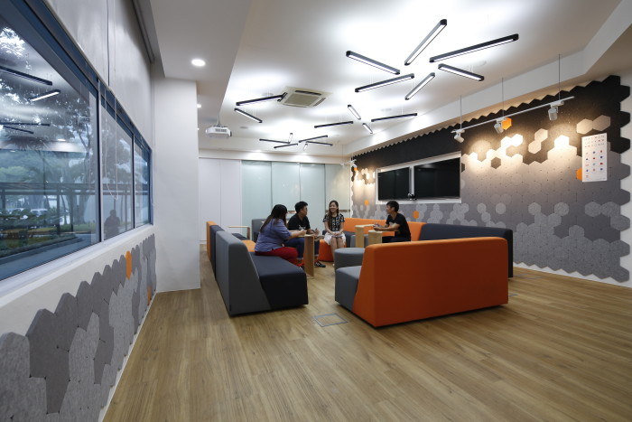 TBWA_Meeting_Area_2
