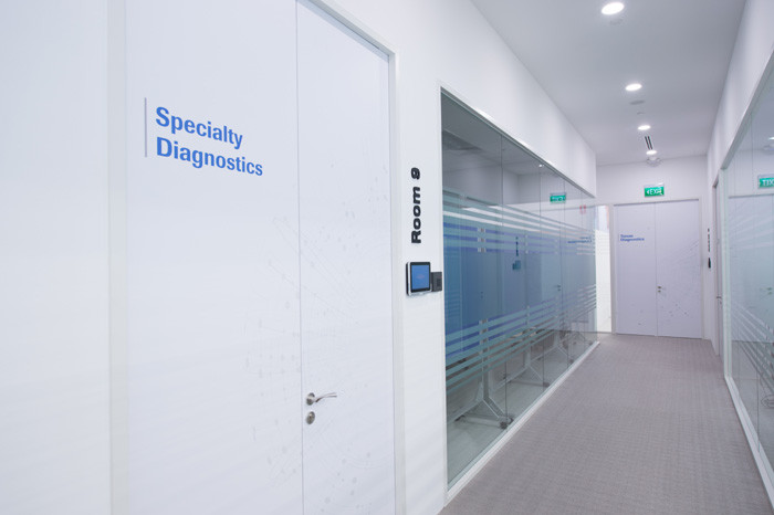 Roche Diagnostics Asia Pacific_CentreofExcellence_Singapore_Corridor_2
