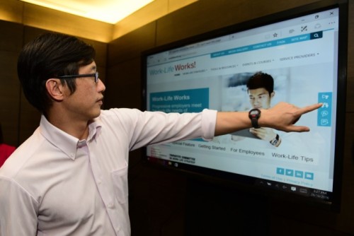 MOS Teo unveiling the Work-Life Works! Portal