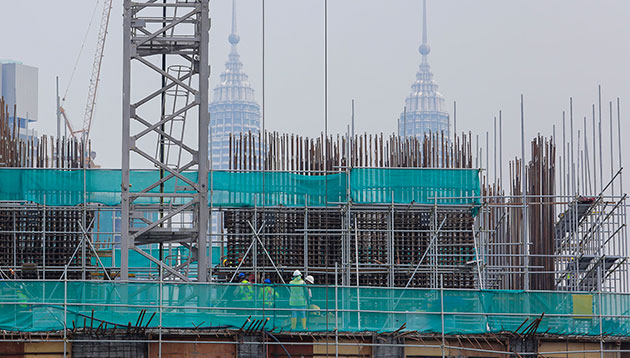 foreign workers in Malaysia-123RF